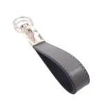 جاکلیدی چرمی مدل 2 حلقه رنگ طوسی با پس زمینه سفید