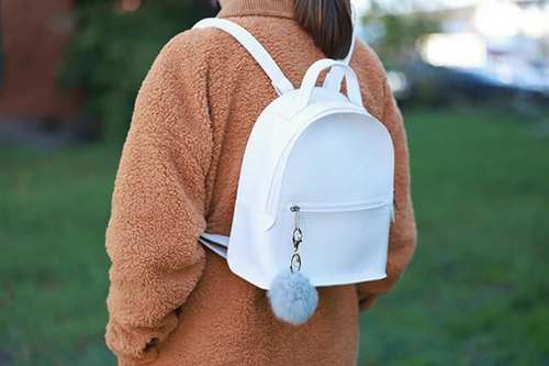 مینی‌کوله چرمی دانشجویی دخترانه جمع‌وجور و سبک