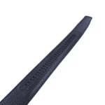 نمای پشت کمربند که ریل در این قسمت قرار گرفته است